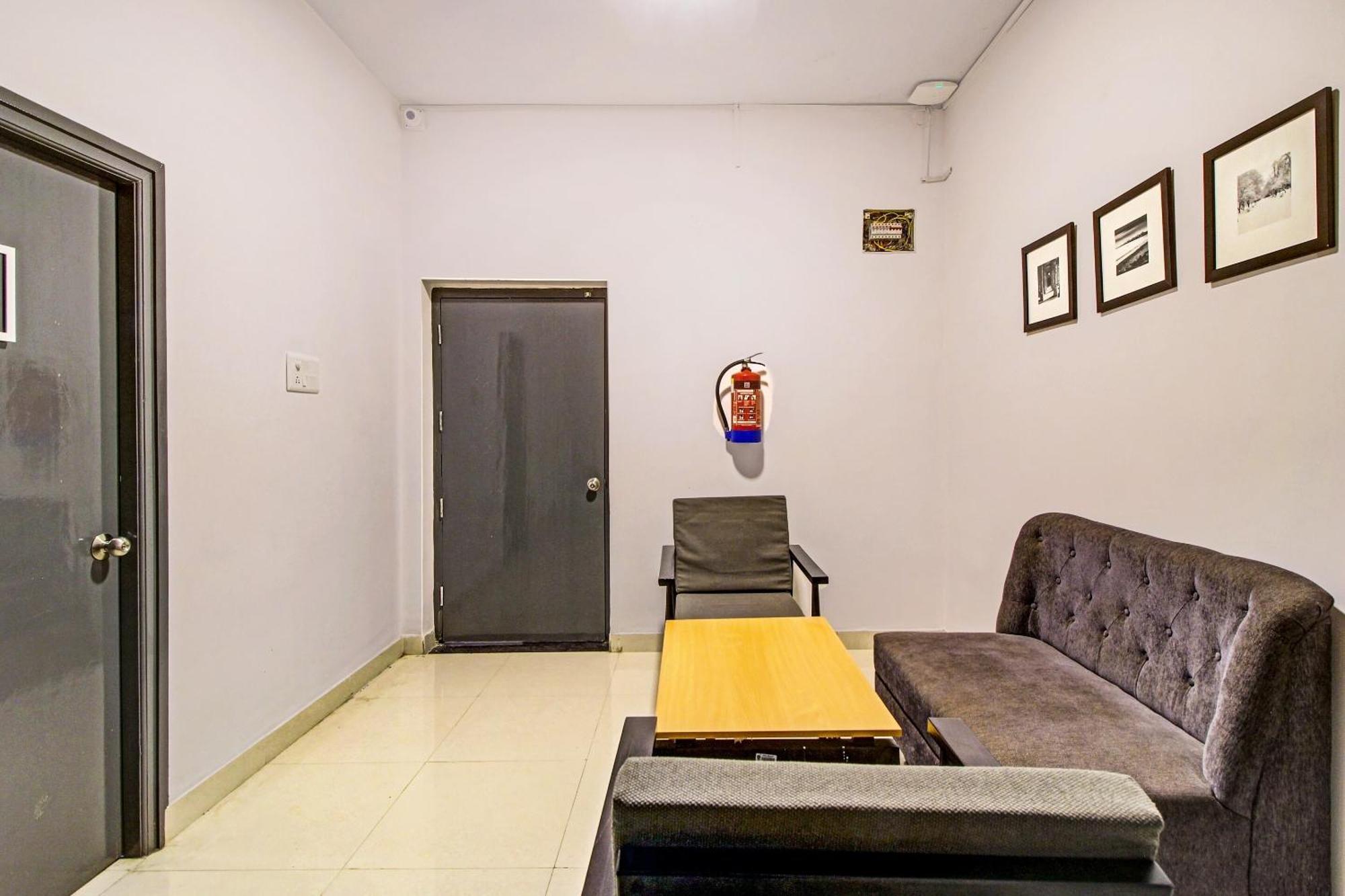 Hotel O Ss Skyline Samsabad Kültér fotó